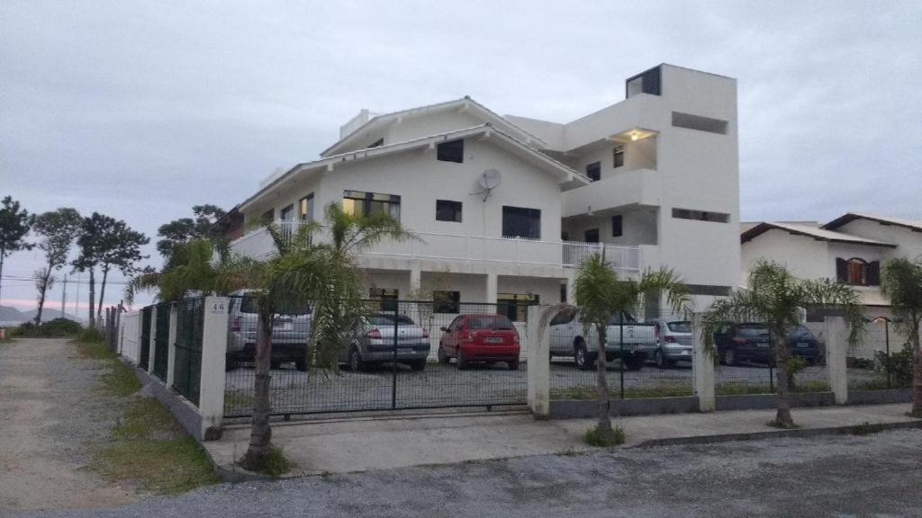 Apartamento Ilhas Moleques Do Sul Palhoca Bagian luar foto