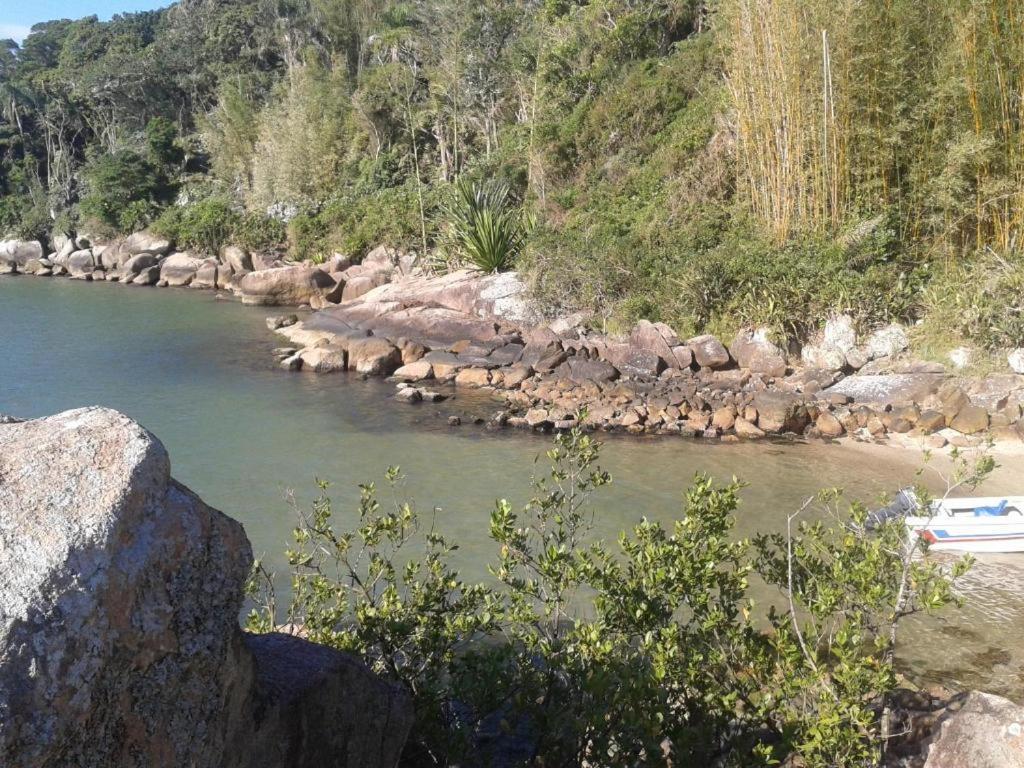 Apartamento Ilhas Moleques Do Sul Palhoca Bagian luar foto